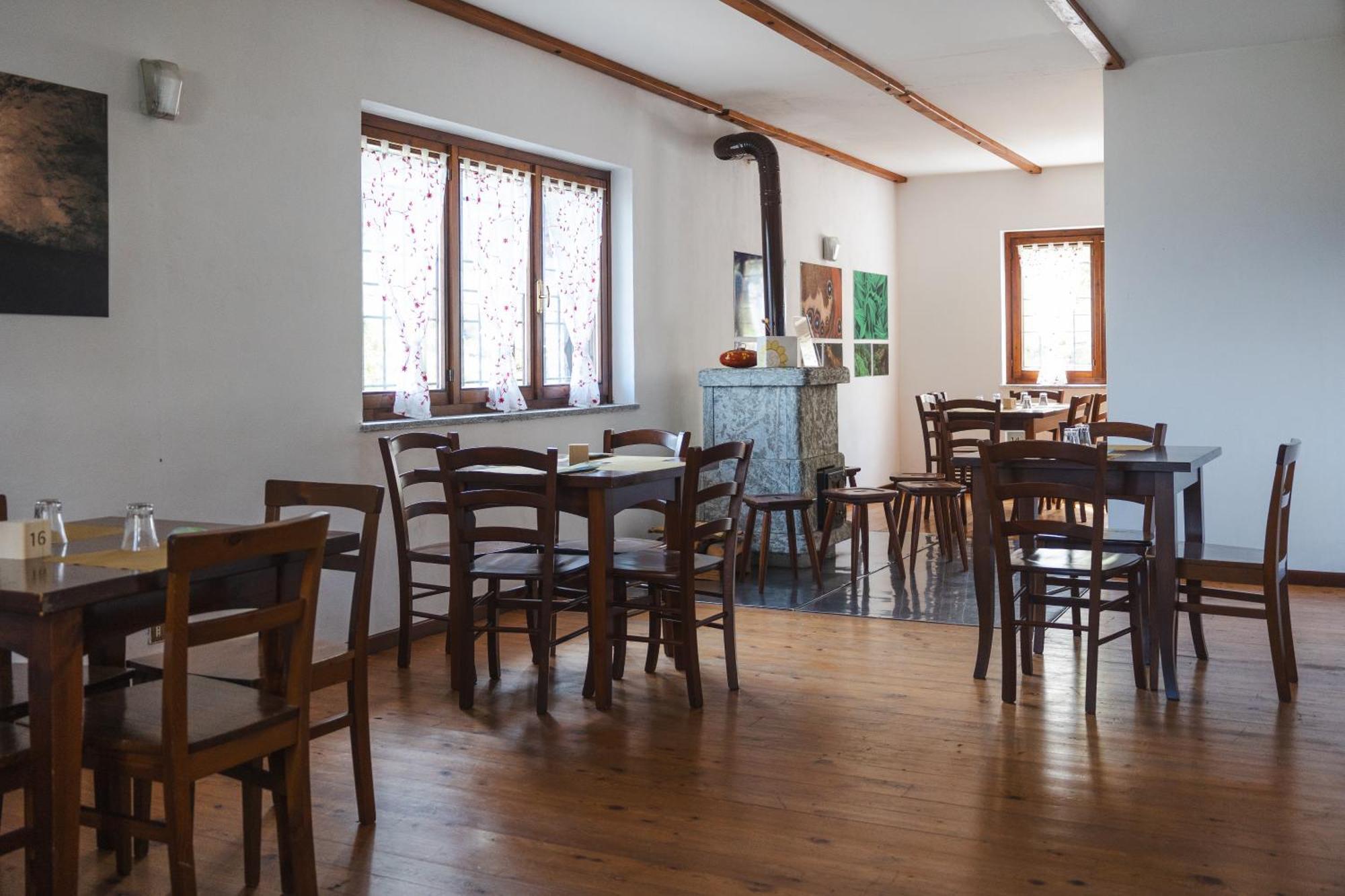 Hostel Rifugio Parpinasca Trontano Exteriér fotografie